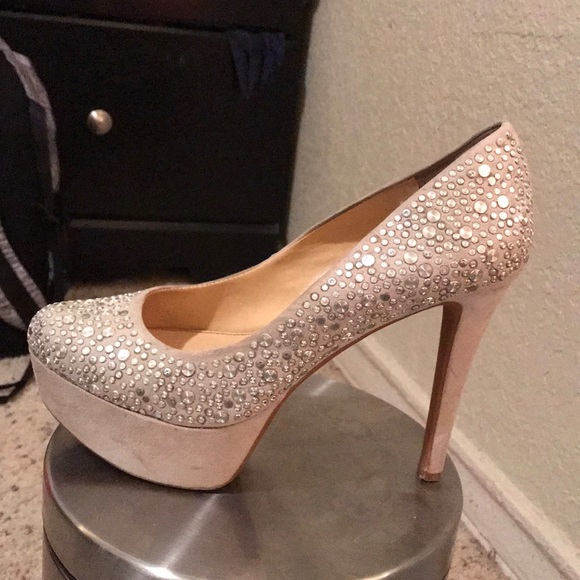 High Heels - Picture 4 of 4